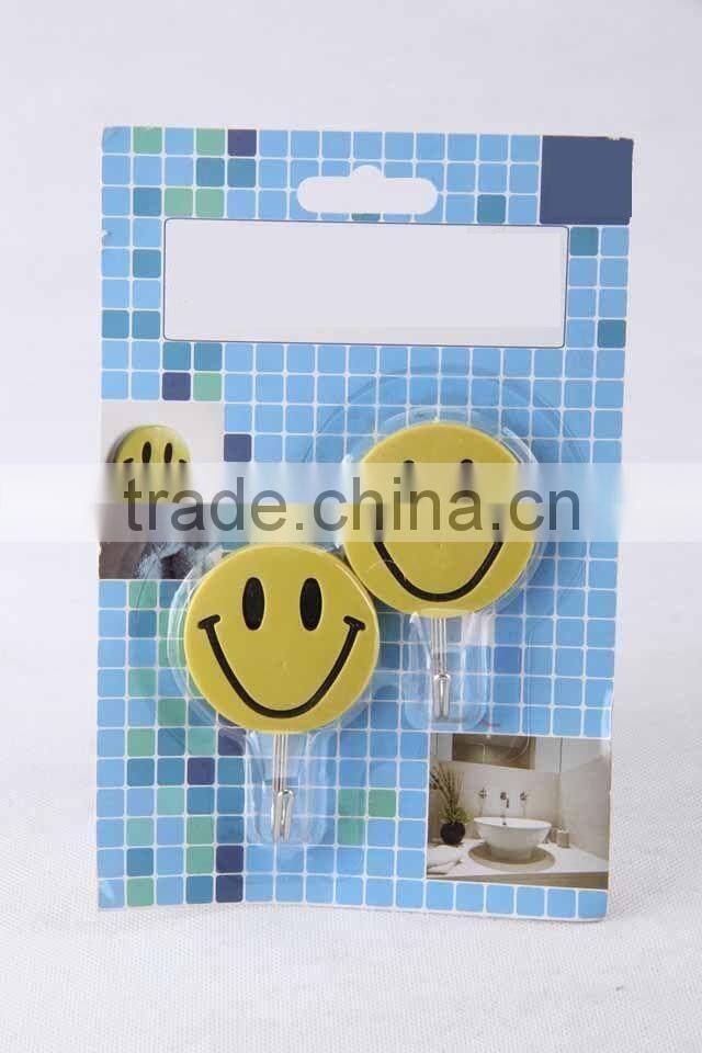 2PC smile face shape plastic hook