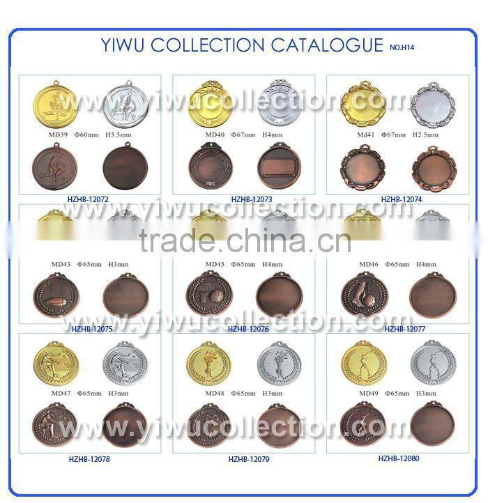 3d soccer trophy cup with man,sport metal trophy,trophy medal metal with wooden gift box