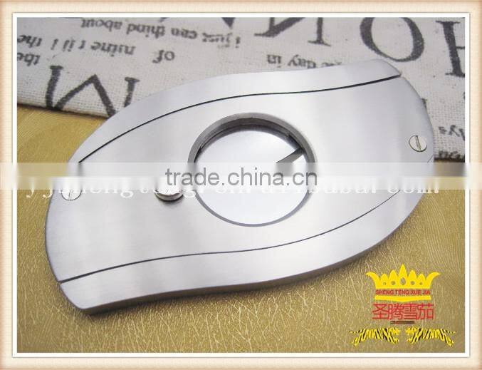 Double blade stainless steel cigar cutter