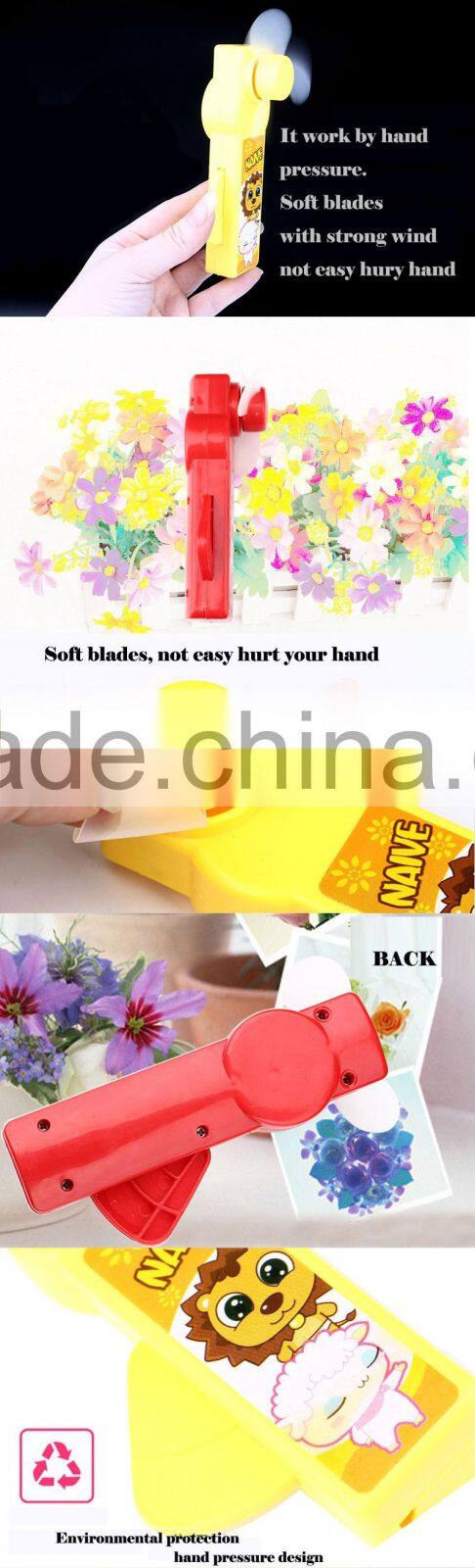 Summer toy portable mini handheld no noise fan for sale