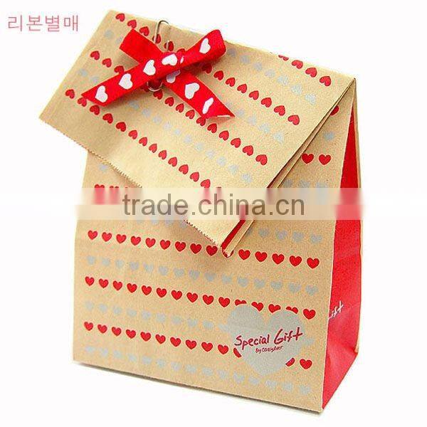 2013 specialty and low price paper bags for gift