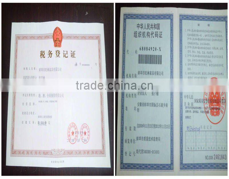 The touch up paint bottle