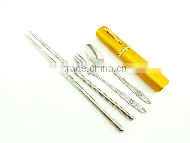 Traveling cutlery set, stainless steel spoon and chopsticks