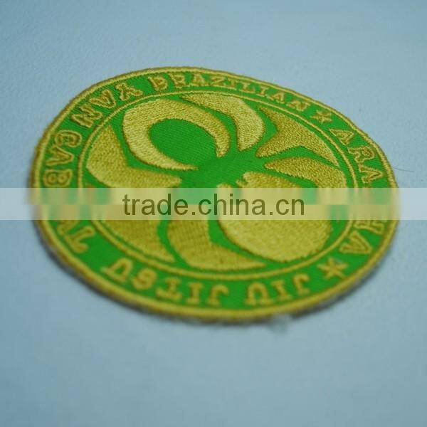 2016 custom high quality durable washable garments embroidery patches