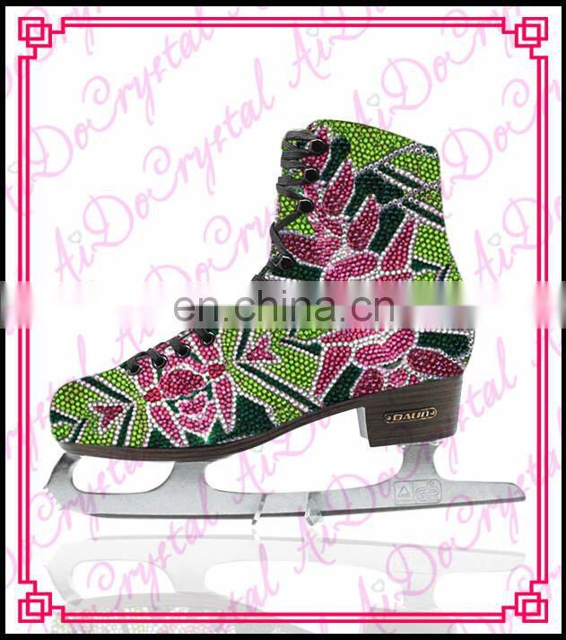 Aidocrystal popular pattern crystal green figure traditional ice skating shoes for sale
