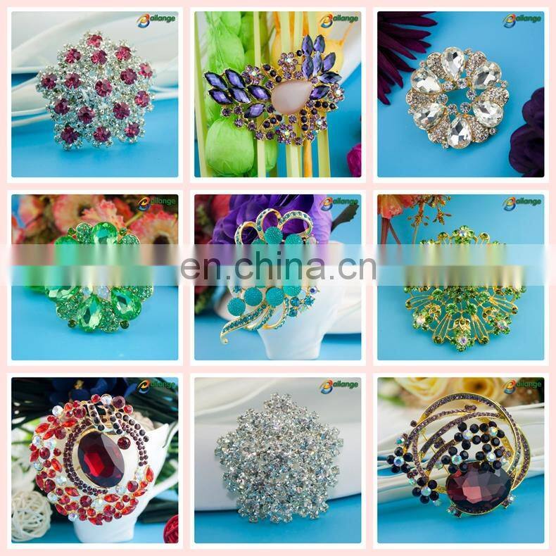 Bailange wholesale bridal crystal rhinestone brooch vintage peacock brooches for wedding invitation