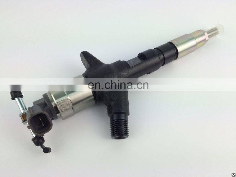 In stock Fuel Injection Common Rail Fuel Injector 095000-8310