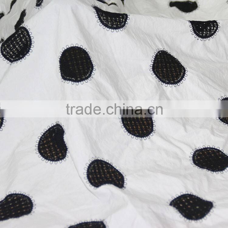Fashion round black flower pattern 100% cotton chemical guipure cheap lace fabric for garment dress