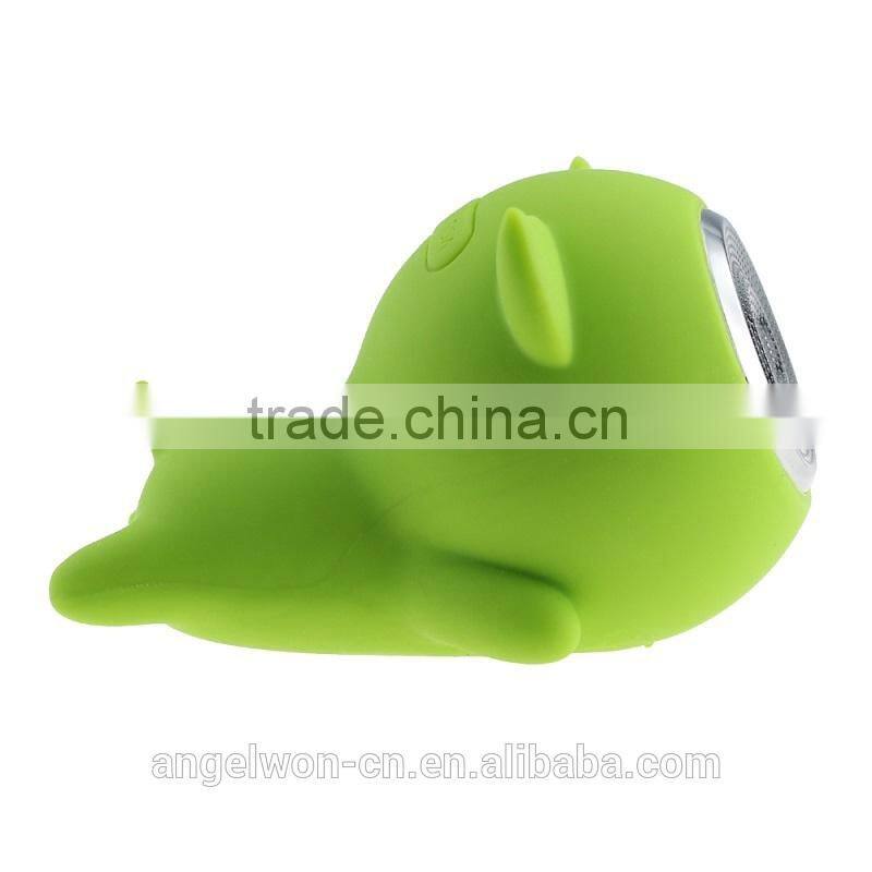 2015 mini cute piggy shape bluetooth waterproof speaker shockproof silicone speaker