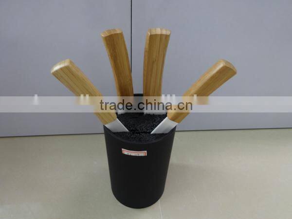 Classical Bamboo Material Handle 3 inch Ceramic Fruit Knife