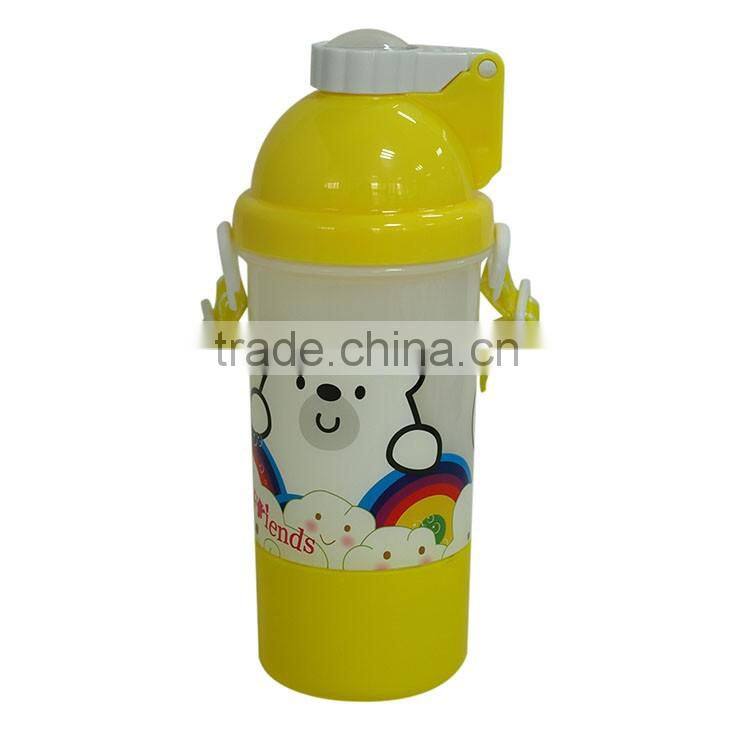 Screw bottom water bottle with straw
