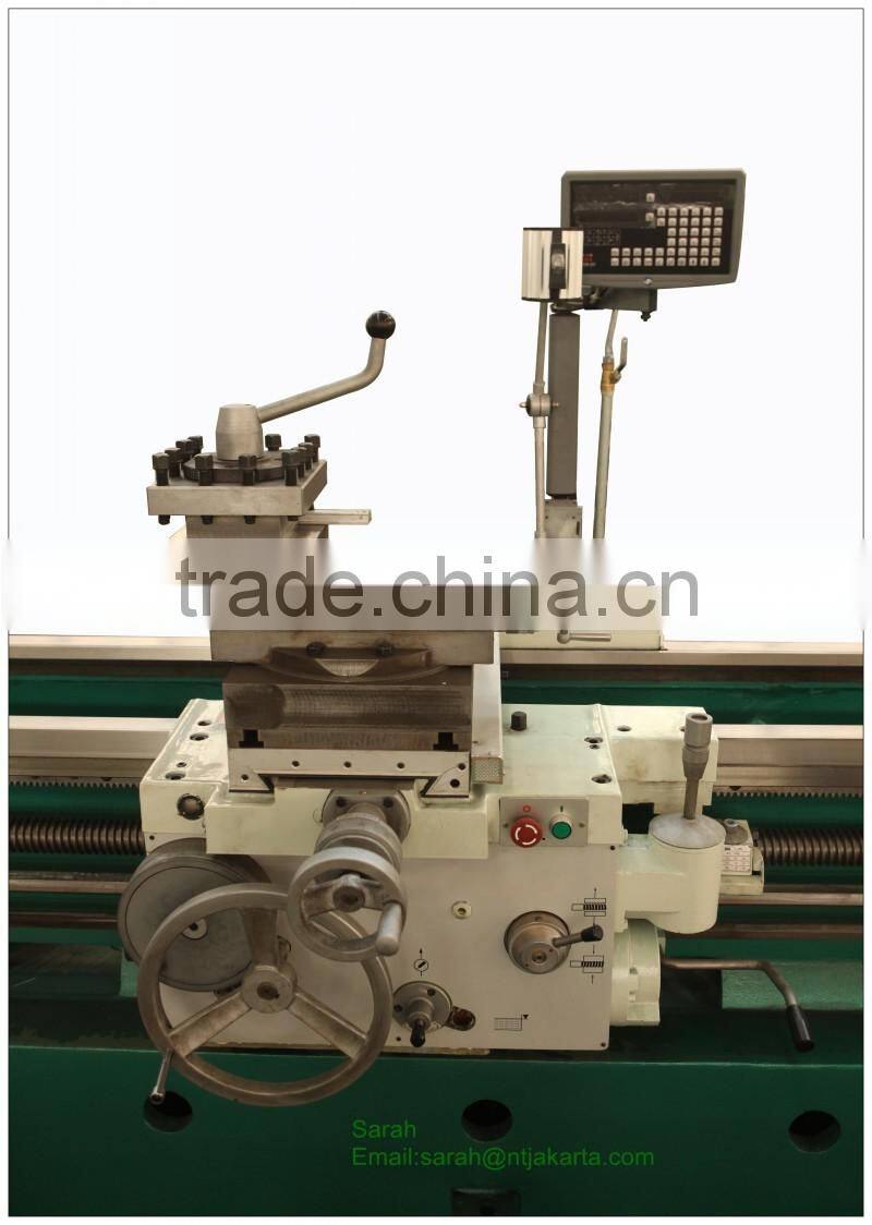 The hot sale and low price heavy duty horizontal/universal lathe CW6263 of China