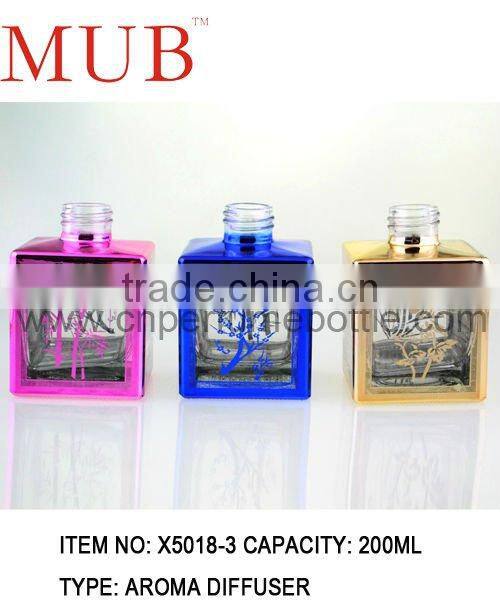2013 Modern Fashion New Design Crystal Perfume Bottle With Free Mold