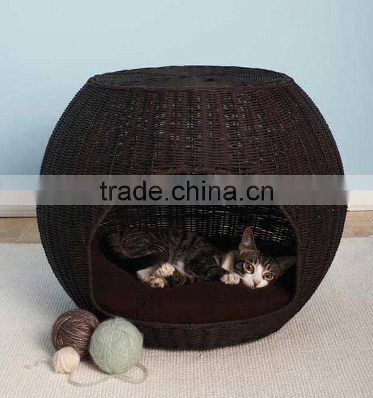 Indoor rattan pet bed cheap dog houses