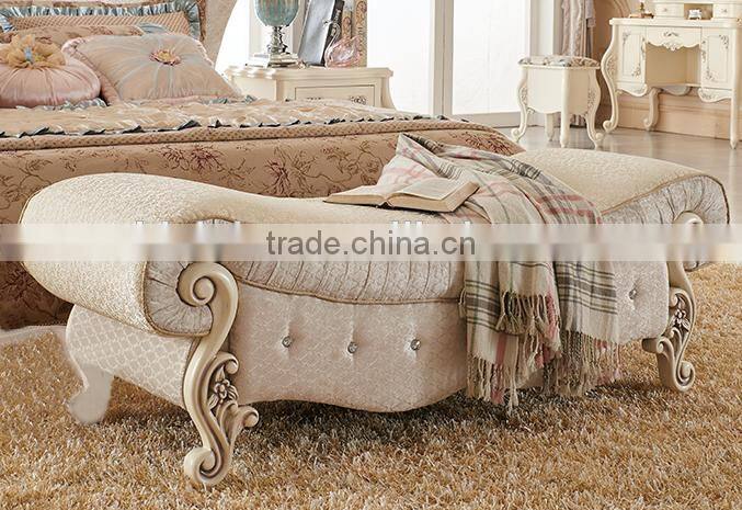 Graceful solid wood hand carving matching fabric bed bench