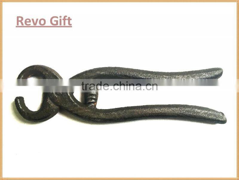 China manufacturer vice shape metal bottle opener parts