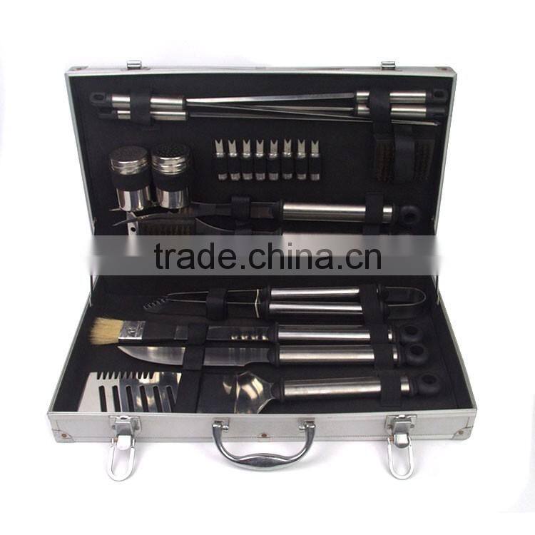 6pc stainless steel BBQ set with TPR coating in aluminum case