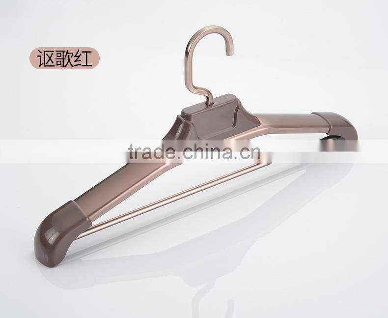 Brand new pierced earring holder baby clothes hanger garment hanger for wet clothes