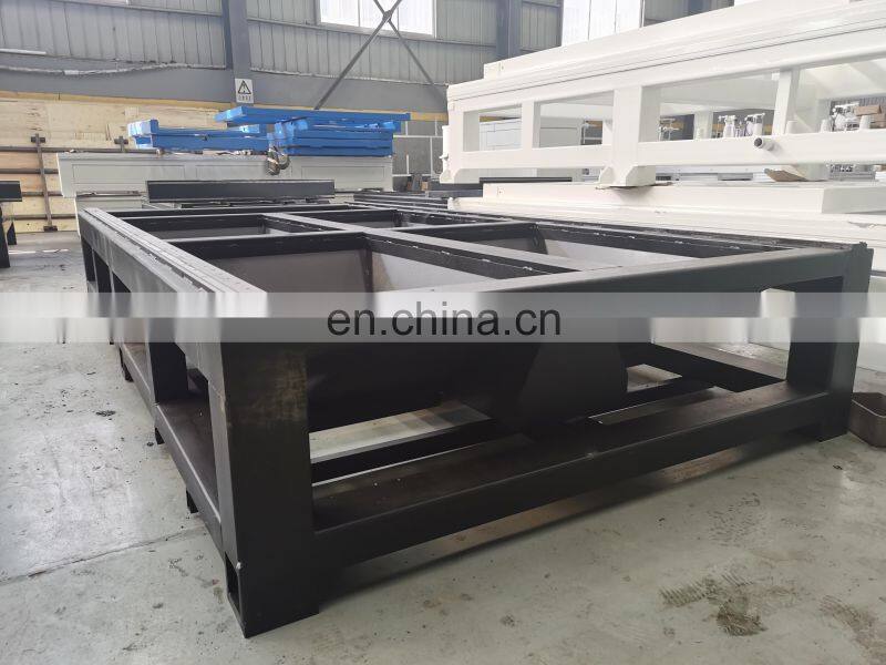 2021 cheap fiber laser cutting machine for customer around world