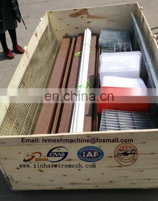 Galvanized 3 tiers and 4 tiers chicken breeding cage