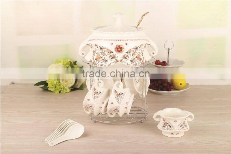 disposable cheap soup bowl with handle