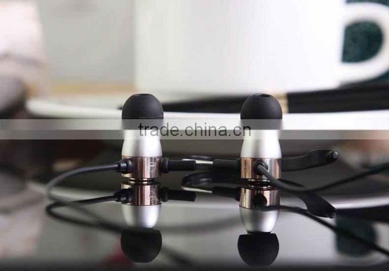 Wired metal Stereo Headset Earhook for Phones