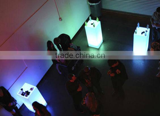 high-gloss white acrylic framed Modular lighted portable pedestals (TA110A)