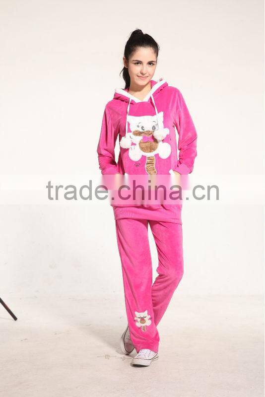 2016 latest design cute pink velvet women brand animal design design women pyjamas