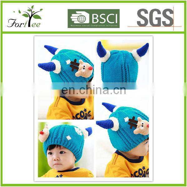 Alibaba fashional 100% acrylic knitted baby christmas hat