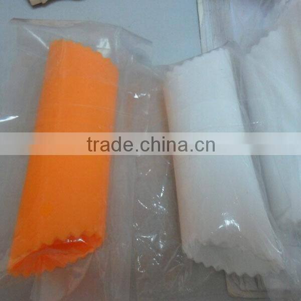 Useful Silicone Garlic Skin Remover Peel Garlic Kitchen Tool Peeler Peeling Tube Roller Crusher