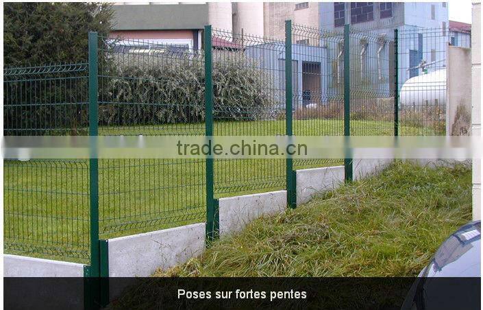 CE certificate curved metal wire mesh fence for sale on alibaba express