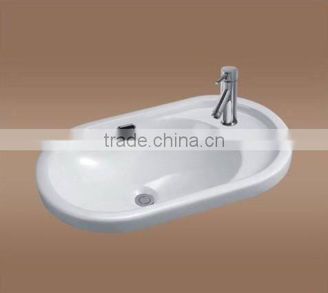 Wash basin fittings & ceramic big wash basin
