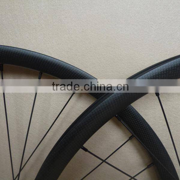 27.5er carbon mtb wheelset clincher/tubeless 35mm width with Novatec disc hubs 32H