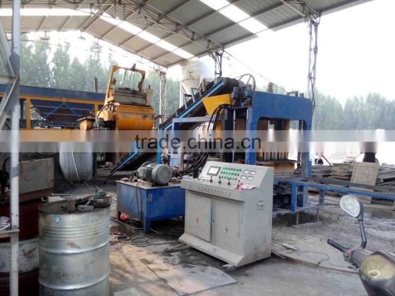 QT4-15C low cost brick making machine,hydraulic paving brick making machine