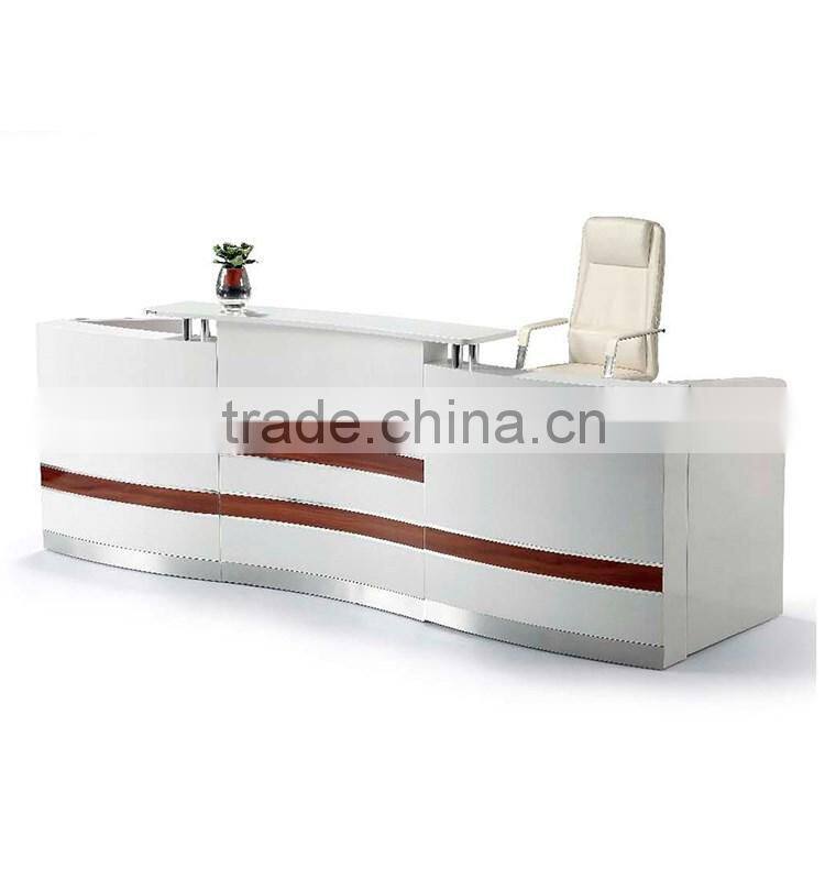 2 person hotel reception counter design
