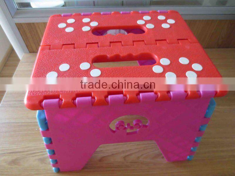 Folding Step Stool Garden Seat Portable with Carry Handle