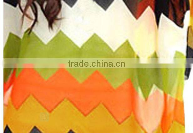 abstract multi-colors round neck zipzag print shirt