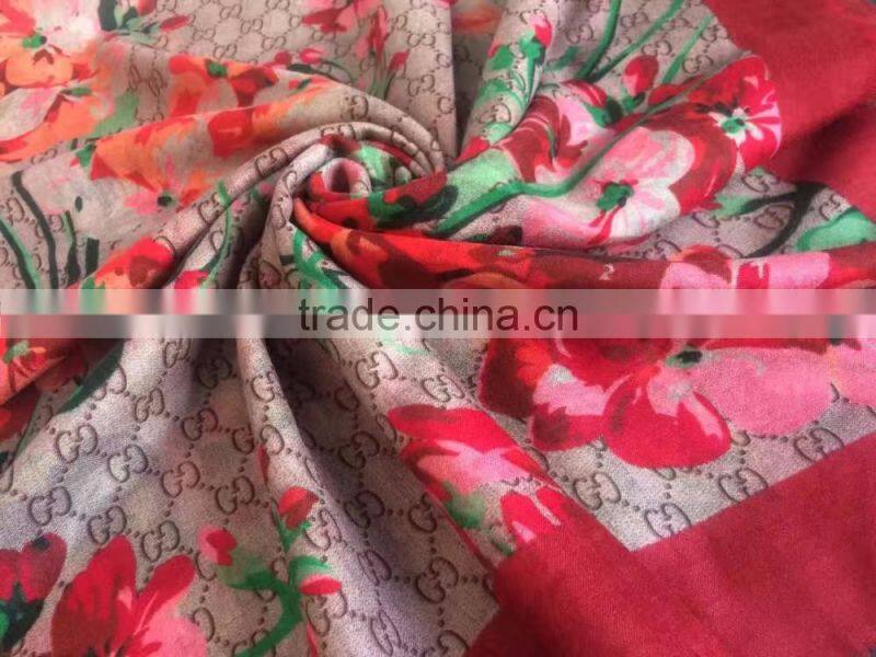 2017flower Top quality 100% silk habotai printed square scarf