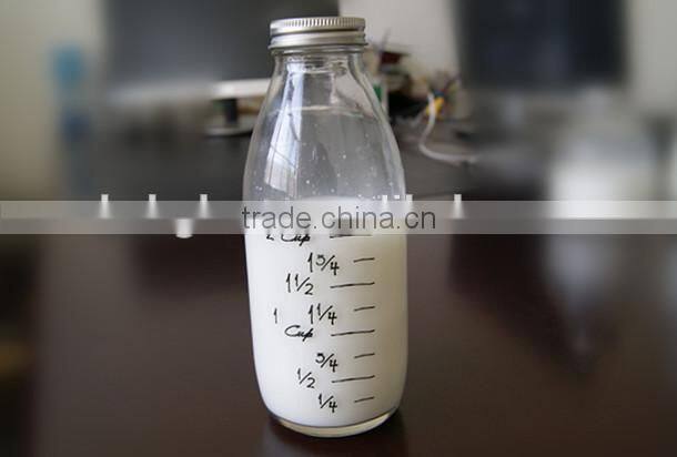 Glass milk bottle with different size and metal lid glass beverage jar with corks