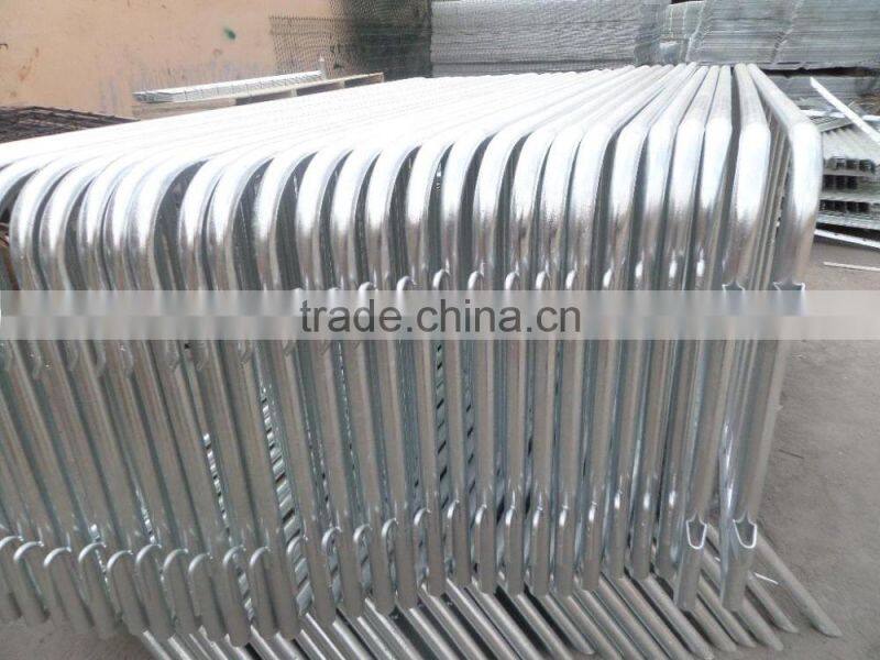 Galvanized or Powder coated crowd control barrier/ temporary fence barrier/steel pipe barrier