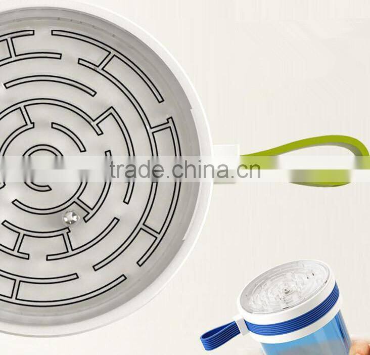 Supply fashion creative Maze Game leakproof travel mug / Student Cup