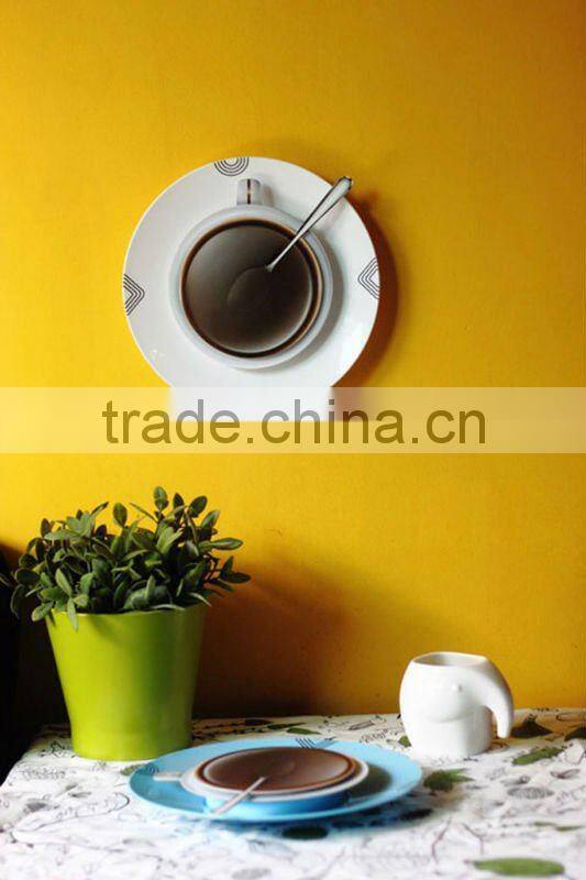 Creative fashion design coffee wall clock