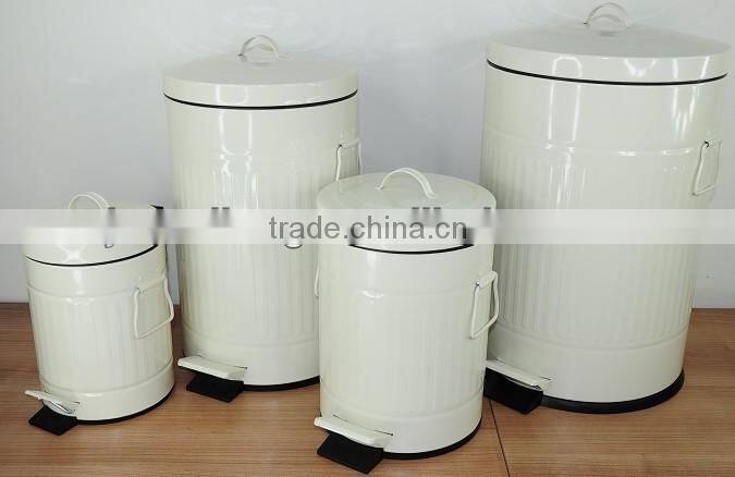 Home Kitchen Metal Pedal Waste Bin Trash Can and Toilet Brush Holder Set