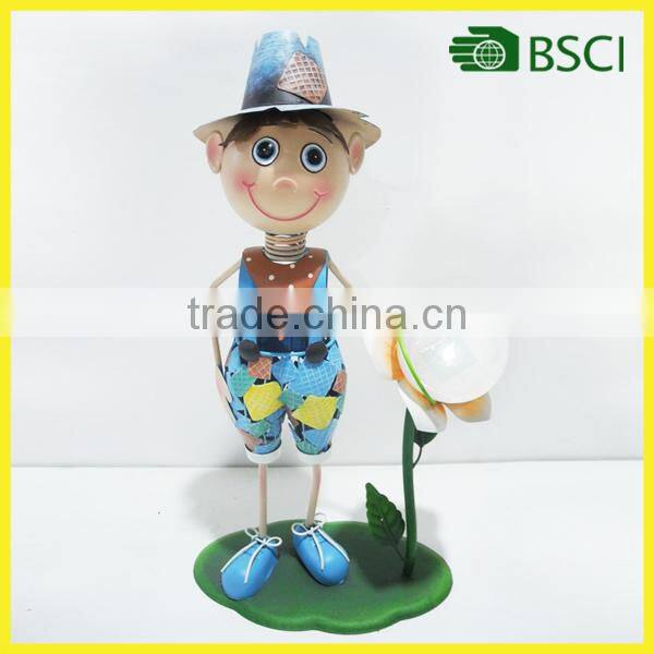 YS15071 metal doll boy with solar light for garden decoration