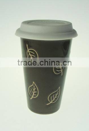 leaf design hand printing double wall ceramic mug with silicon lid