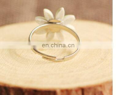 High Quality Hot Sale Daisy Rings Bridal ceramics Engagement Ring for Women Jewelry Gift
