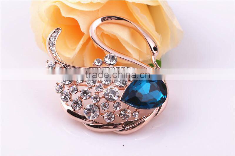 Latest Fashion Women Swan Shape Crystal Rhinestone Brooch