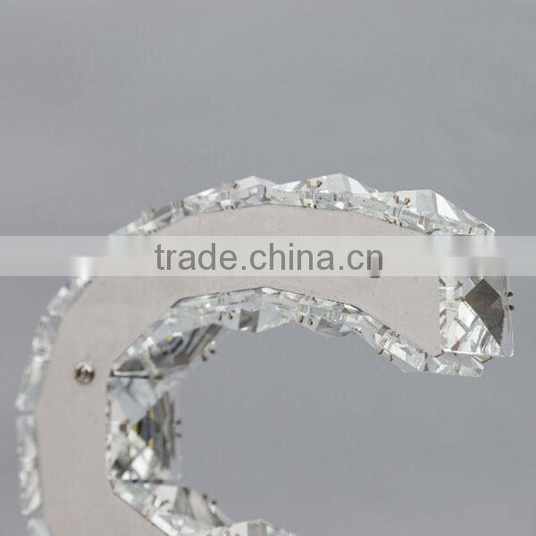 S shaped crystal table lamp