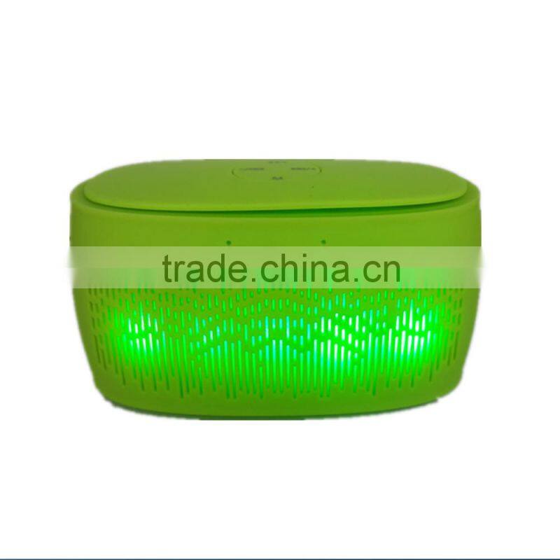 Whosale factory price led light bluetooth speaker
