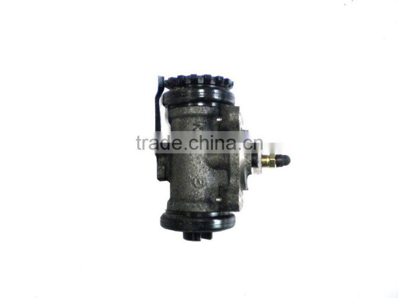 600P genuine auto brake slave cylinder rear right front with screws Chongqing JMC QINGLING light truck auto parts